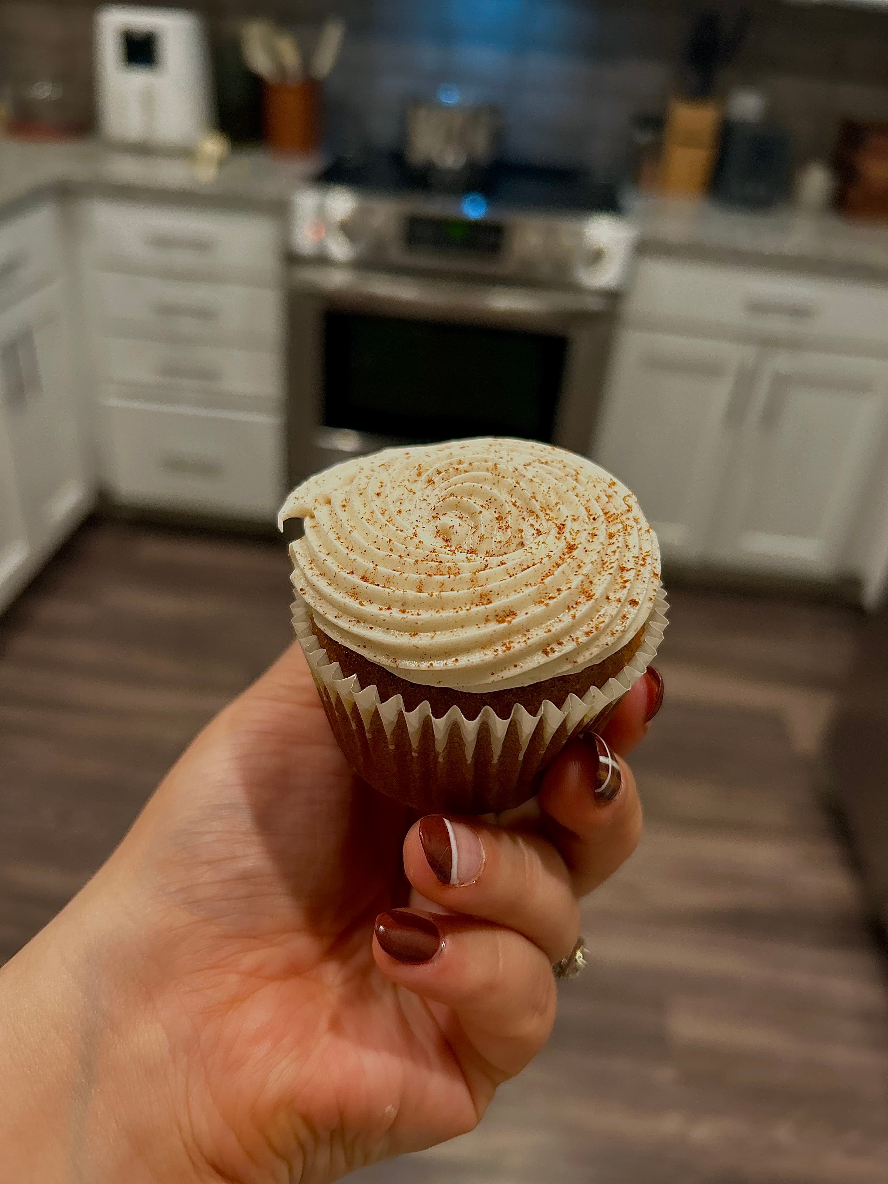 Cinnamon swirl cupcake