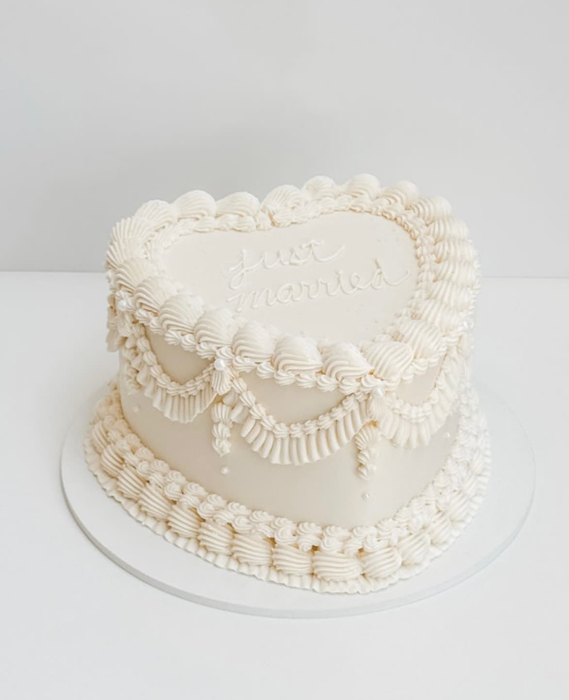 Vintage Piping Design